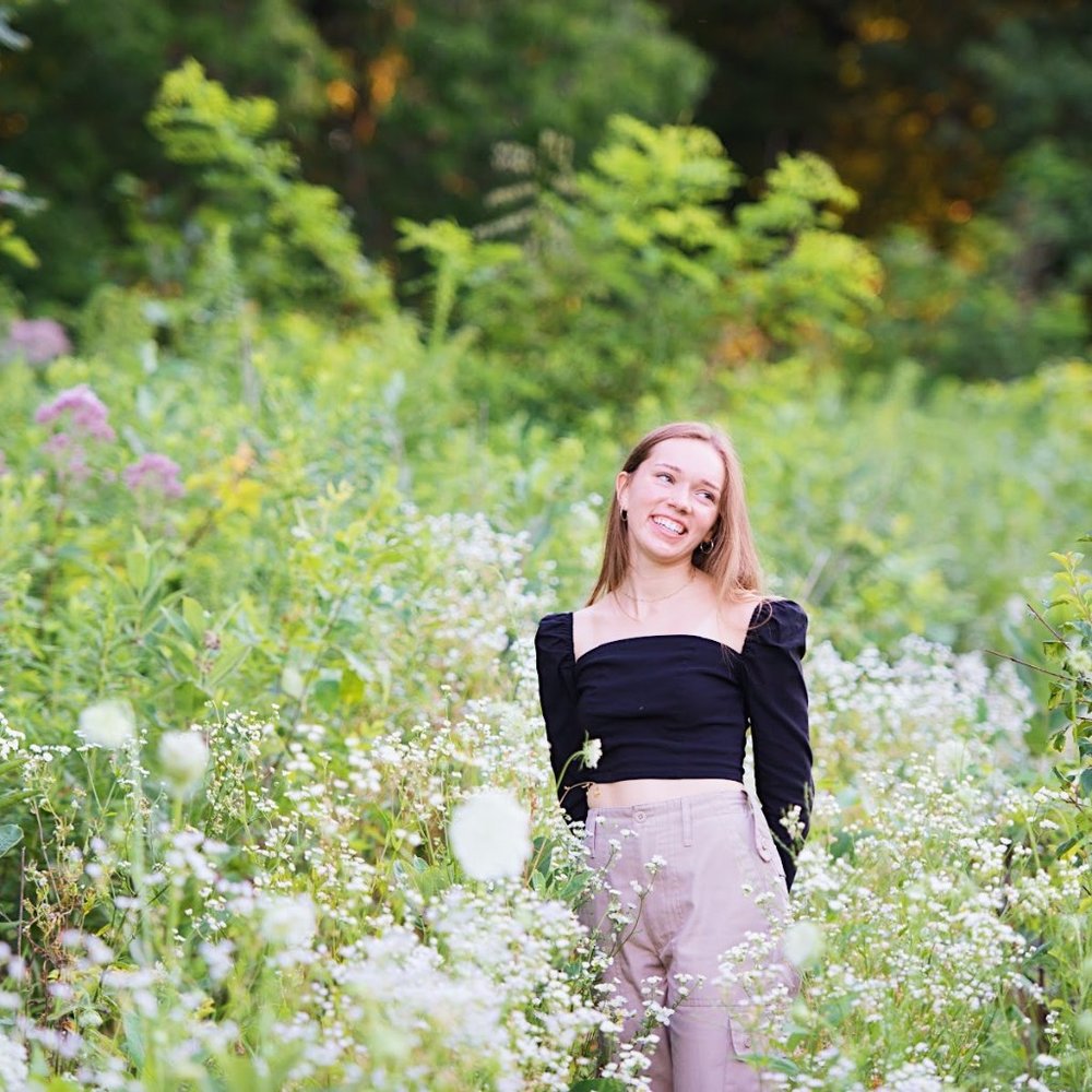 Meet your Posher, Vivian